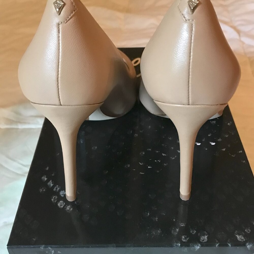 Sam Edelman Hazel Pointed Toe Pumps Wide Width - Picture 3 of 10